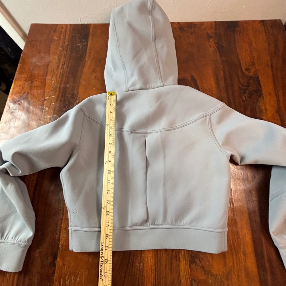 Lululemon Rogue Renegade Zip Up Hoodie Blue Grey Cropped Jacket Size 4 - Picture 10 of 10